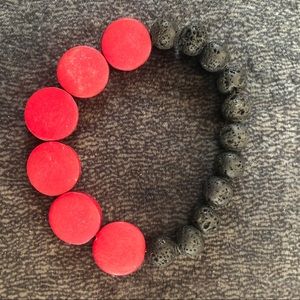 Peruvian Huayruro bracelet black beads and red